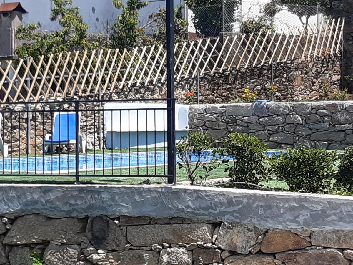 ואלה דה קאמברה Areias Village מראה חיצוני תמונה