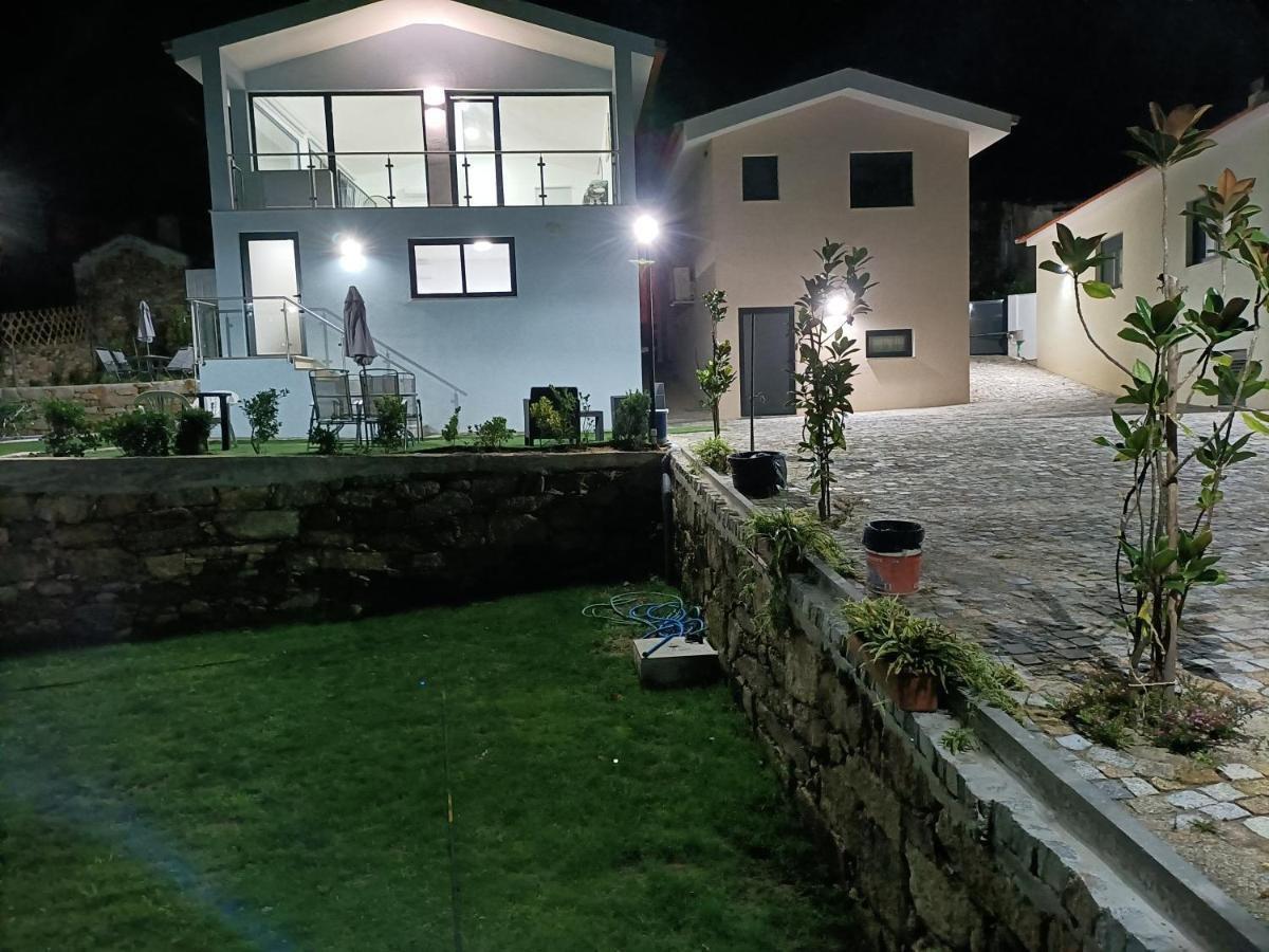 ואלה דה קאמברה Areias Village מראה חיצוני תמונה