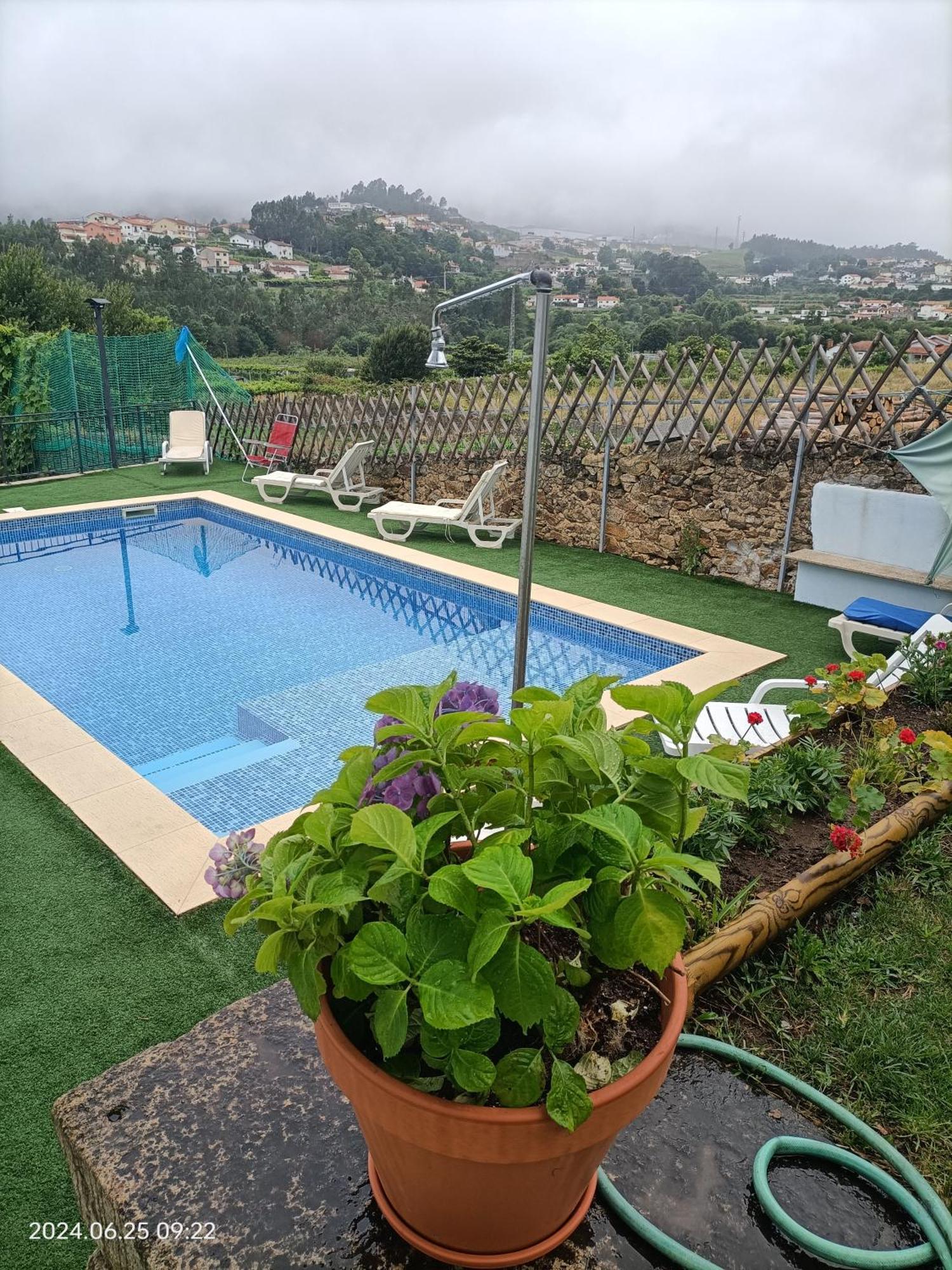 ואלה דה קאמברה Areias Village מראה חיצוני תמונה